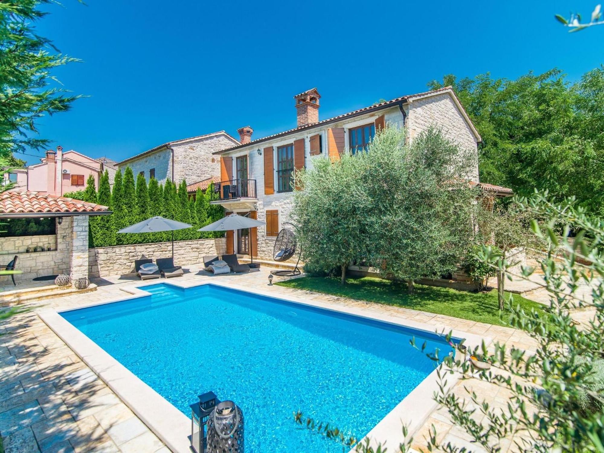 Villa In A Typical Istrian Rustical Style Sveti Lovrec Pazenaticki Exterior photo